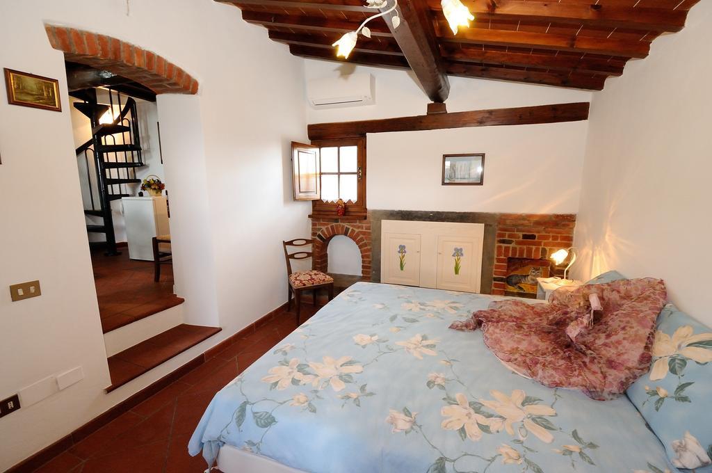 Agriturismo Villa Iris Castelfranco di Sopra Quarto foto
